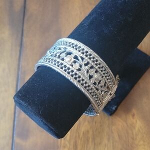 Vintage Elegant Silver Filigree Bracelet